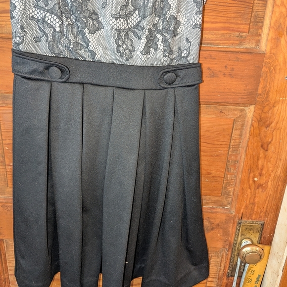 Elle Gray Silver Pleated A-Line Cocktail Dress - Picture 2 of 7